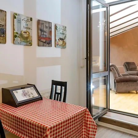 Constellation Loft Colina Marei - Xbox And Baby Crib Apartment *